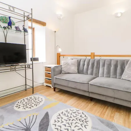 Whinstone בית נופש